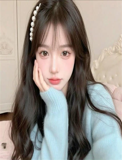 人物解析机甲少女：探索配角的精彩演绎与功能作用 理解角色塑造的艺术